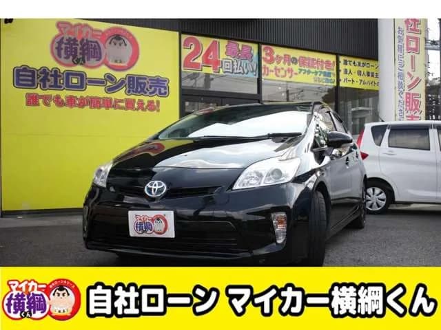 2013年 トヨタ プリウス 1.8 L