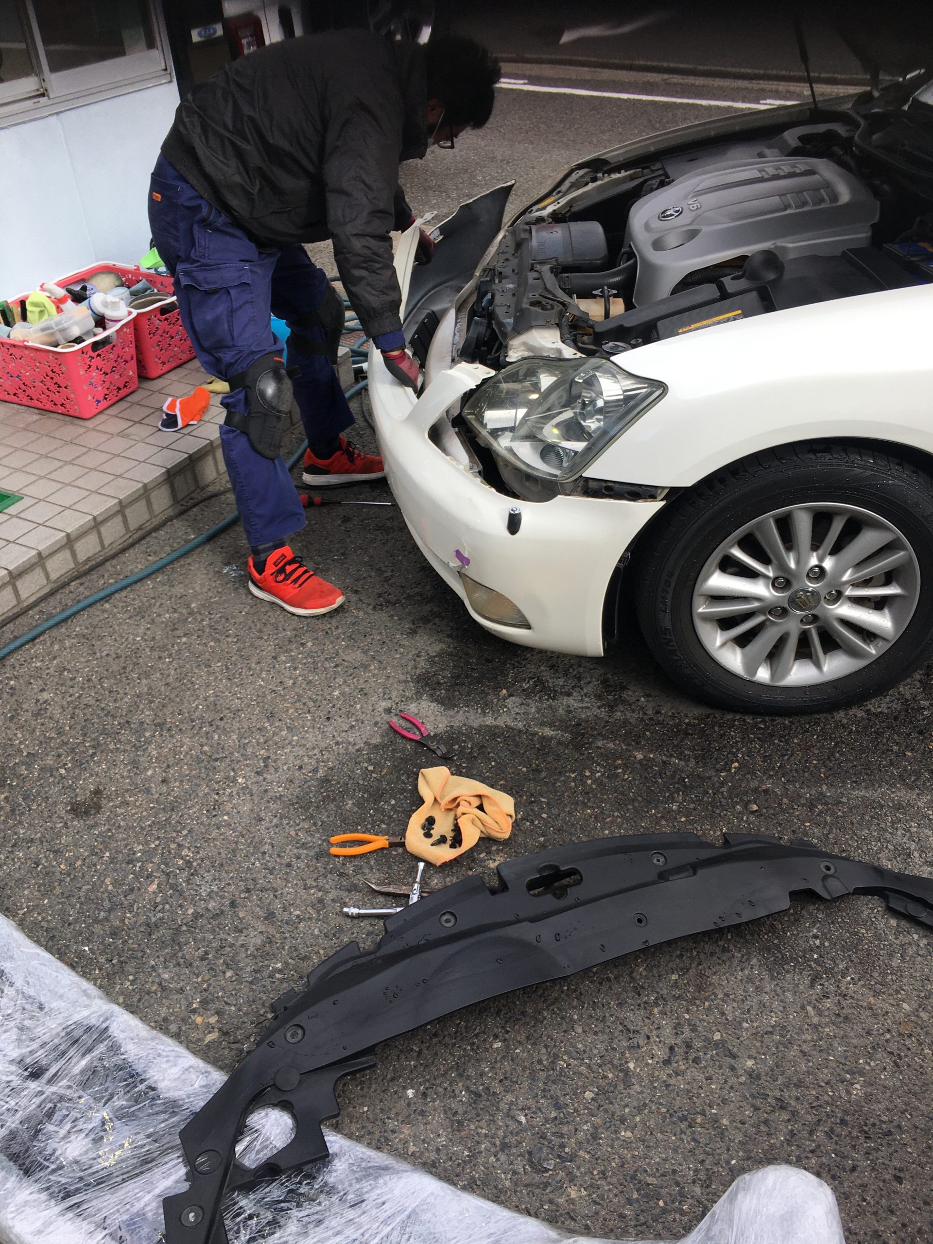 傷があるバンパーを綺麗なものに